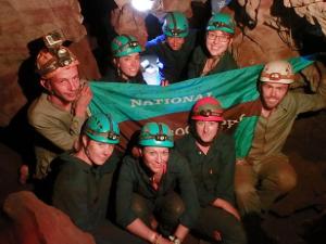 underground-astronauts